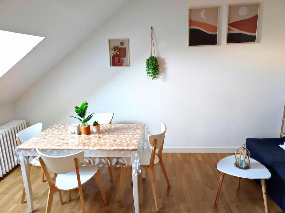 Paisible Duplex Au Centre-Ville لو مان المظهر الخارجي الصورة